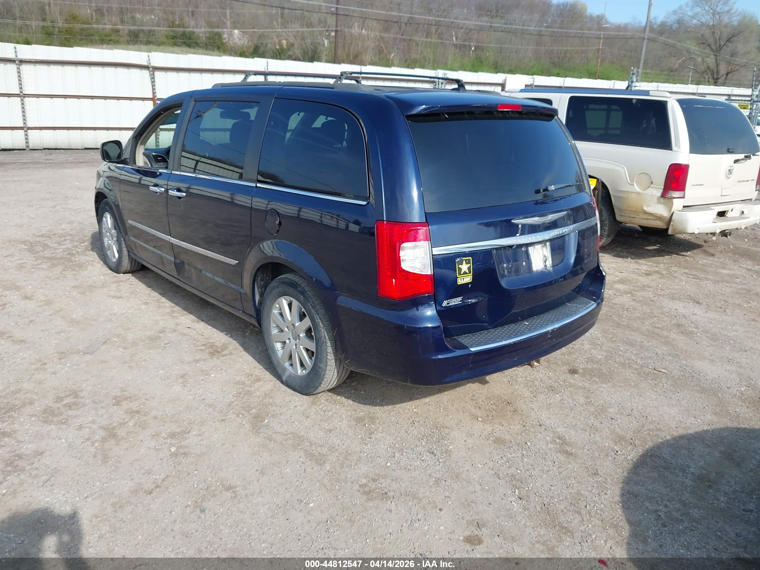 2016 Chrysler Town & Country Touring Dark Blue vin: 2C4RC1BG2GR194061