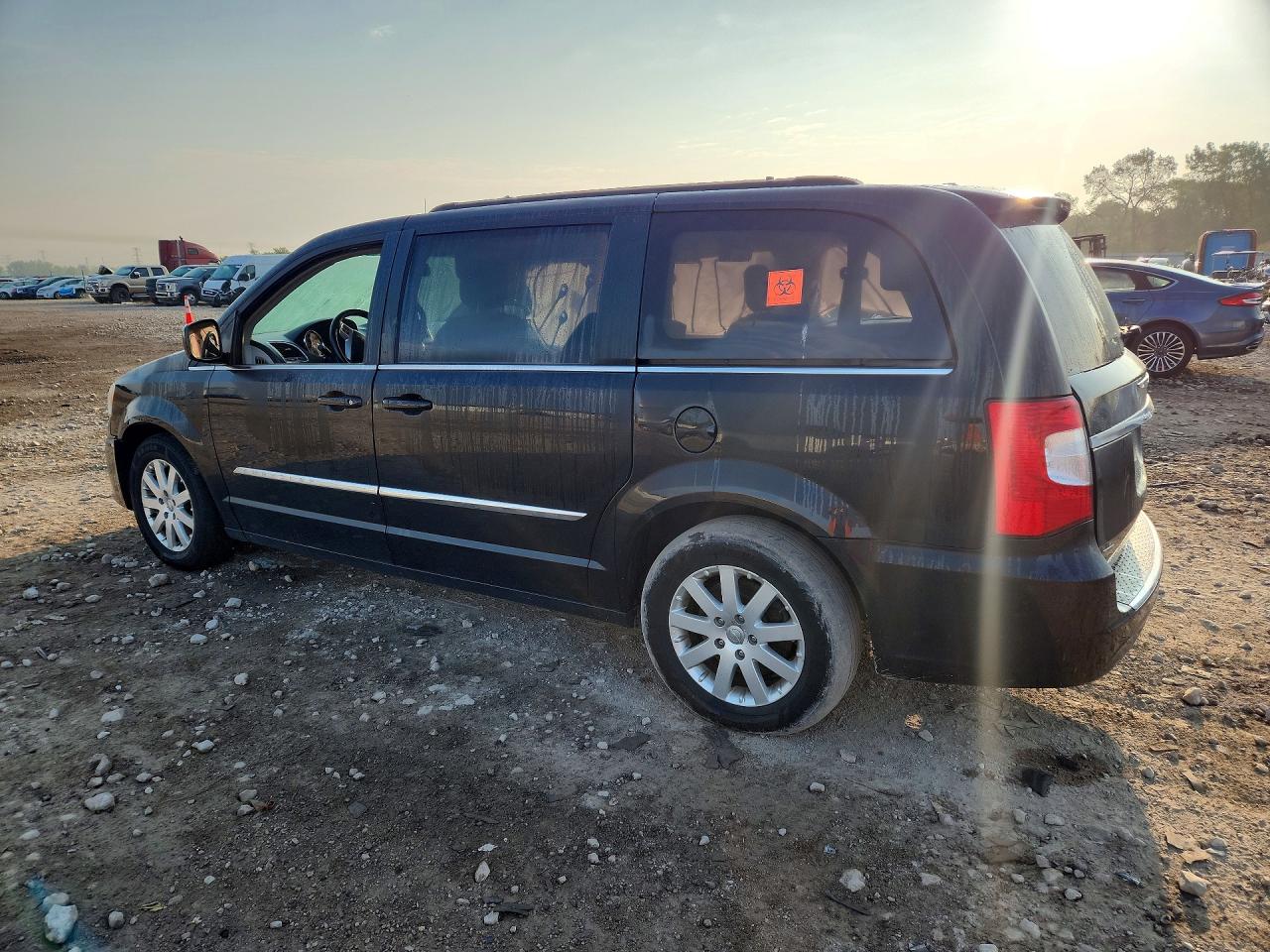 2016 Chrysler Town & Country Touring Black vin: 2C4RC1BG2GR268305