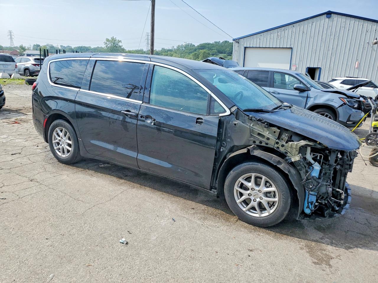 2023 Chrysler Pacifica Touring L Black vin: 2C4RC1BG2PR549620