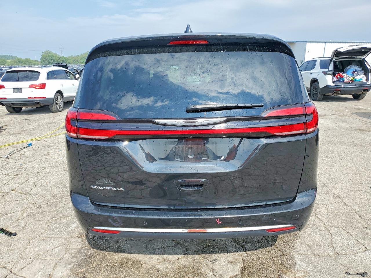 2023 Chrysler Pacifica Touring L Black vin: 2C4RC1BG2PR549620
