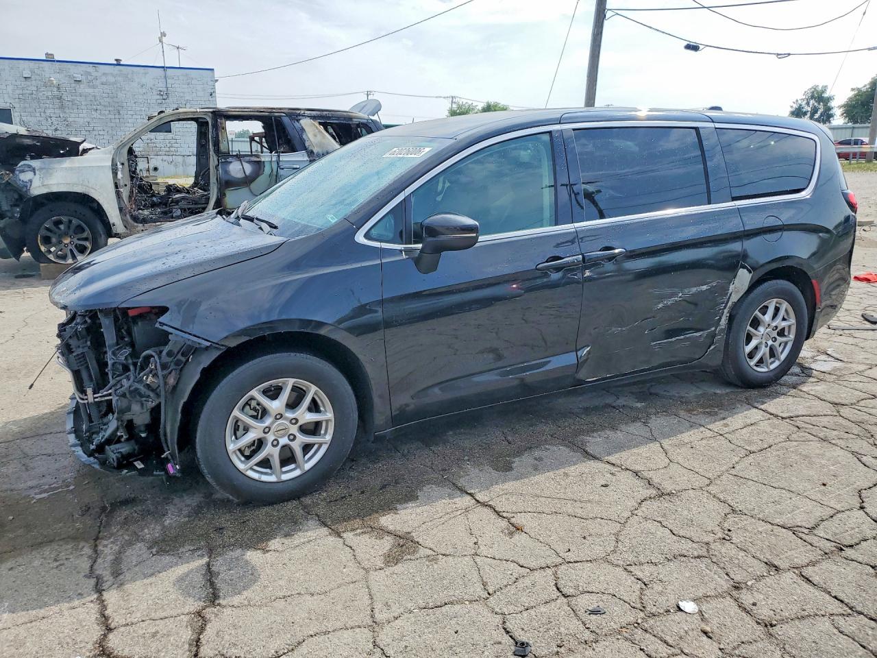 2023 Chrysler Pacifica Touring L Black vin: 2C4RC1BG2PR549620