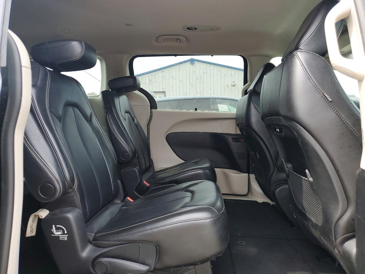 2023 Chrysler Pacifica Touring L Black vin: 2C4RC1BG2PR549620