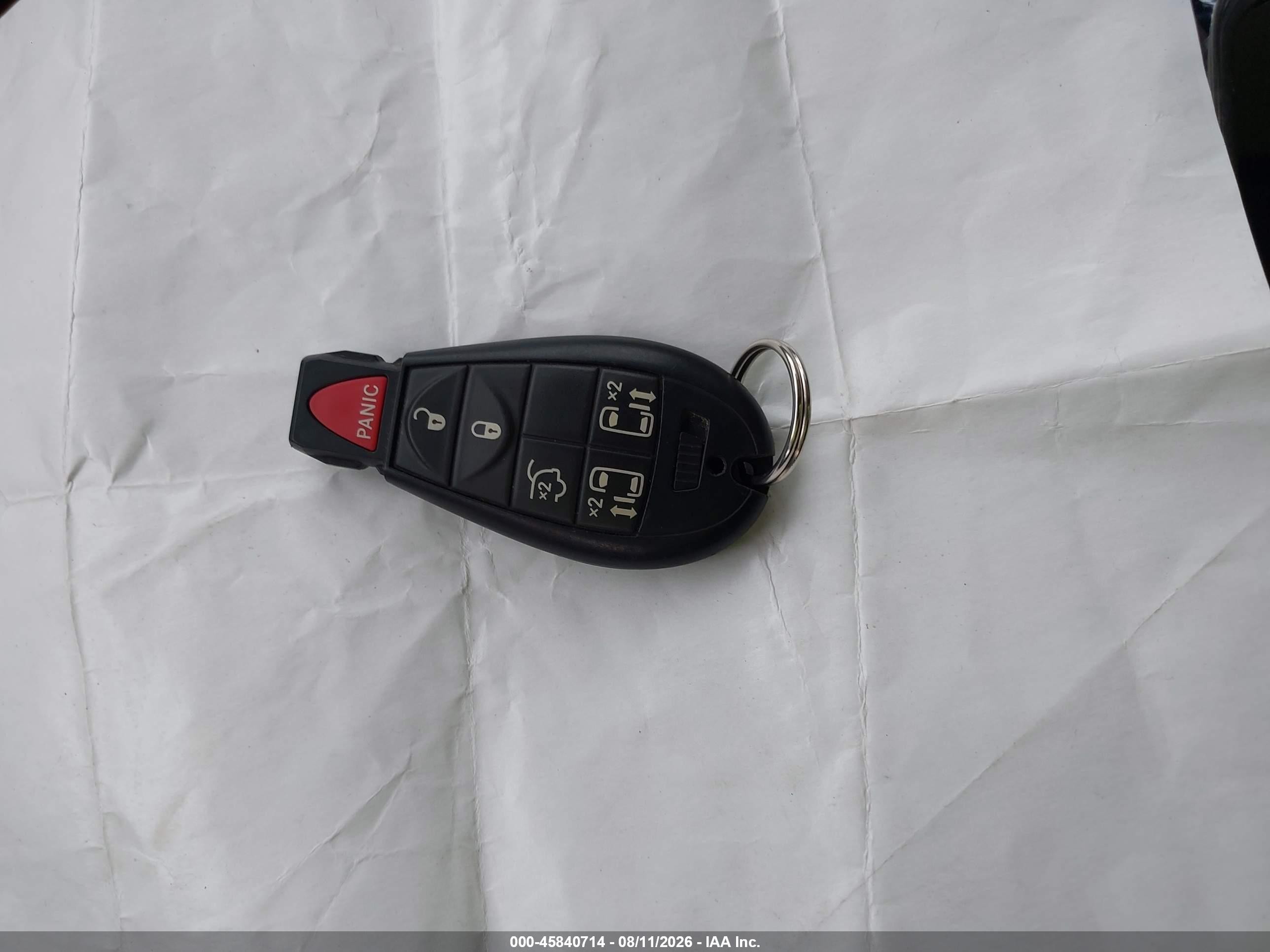 2012 Chrysler Town & Country Touring Белый vin: 2C4RC1BG3CR187873