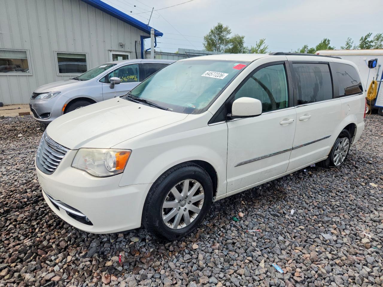 2012 Chrysler Town & Country Touring White vin: 2C4RC1BG3CR376040
