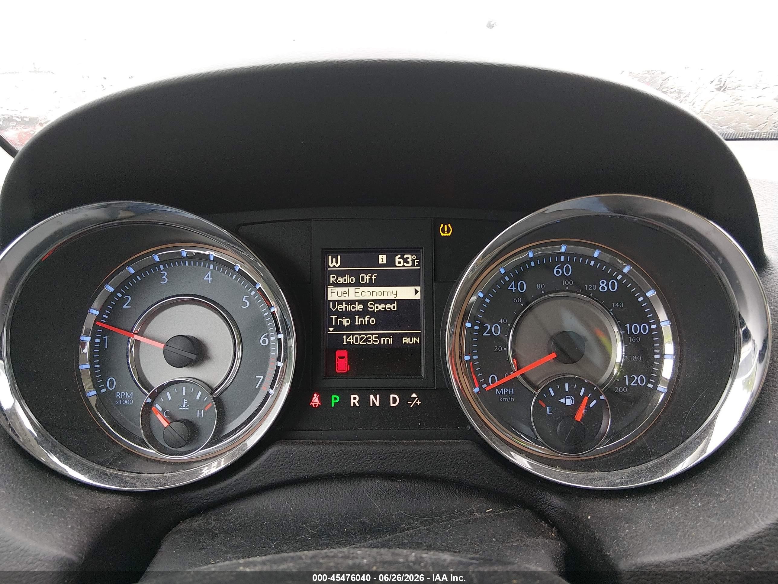 2013 Chrysler Town & Country Touring White vin: 2C4RC1BG3DR509932