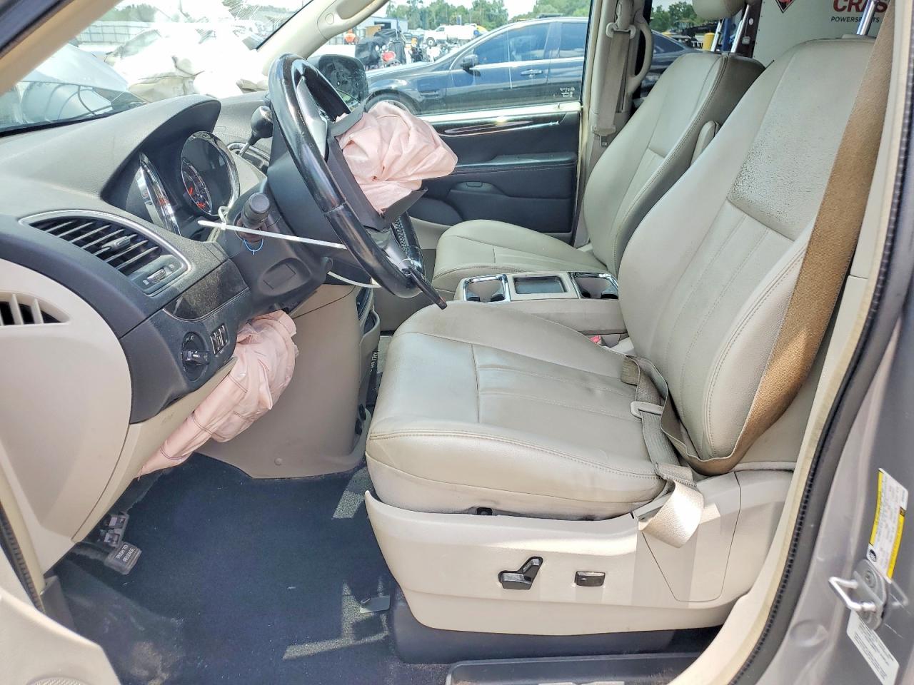 2013 Chrysler Town & Country Touring Silver vin: 2C4RC1BG3DR548102