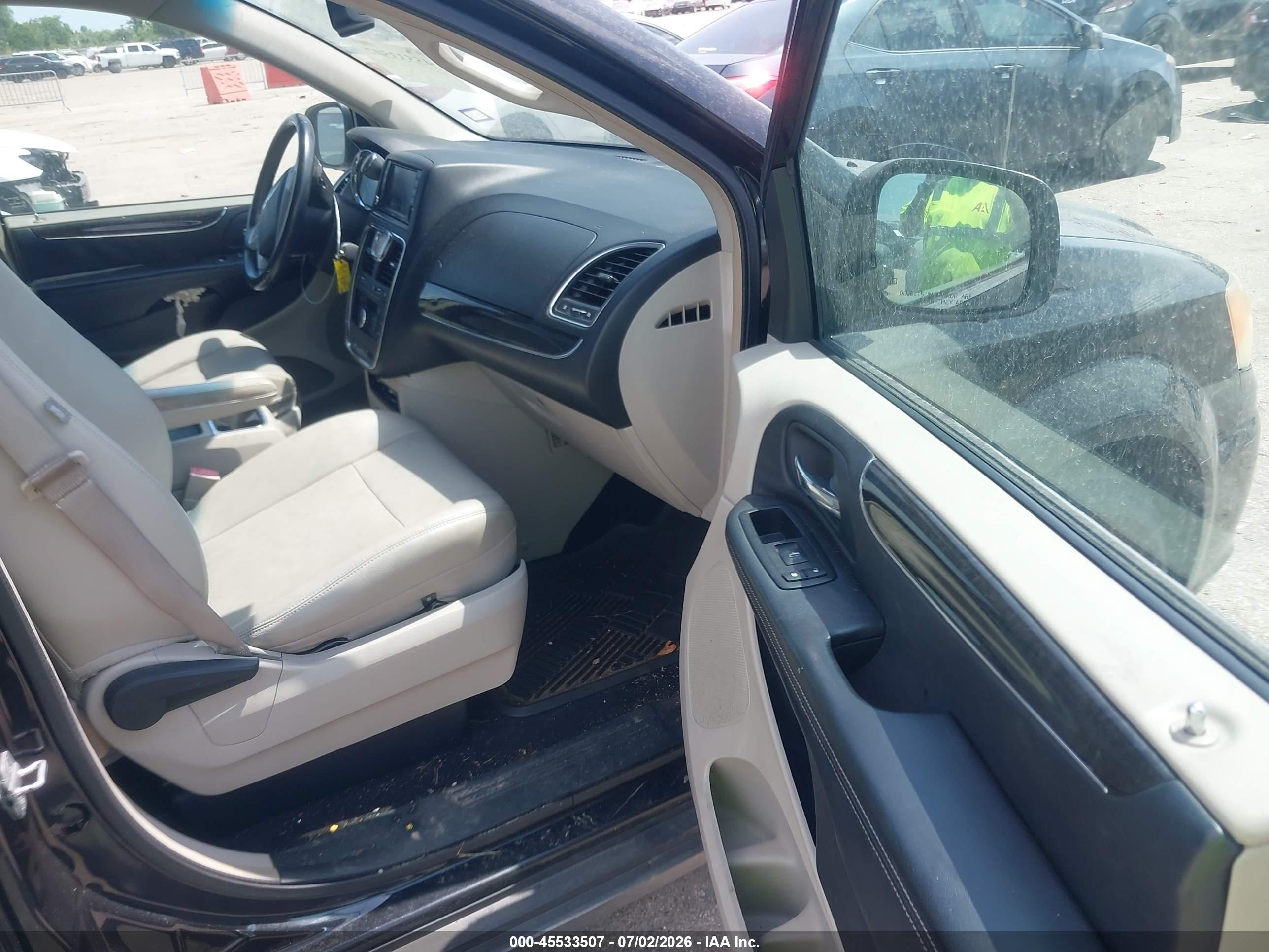 2013 Chrysler Town & Country Touring Black vin: 2C4RC1BG3DR554661