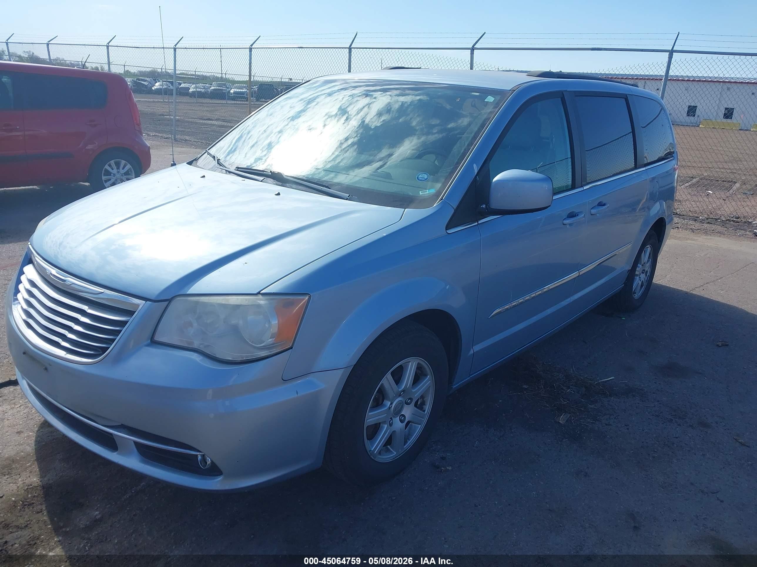 2013 Chrysler Town & Country Touring Blue vin: 2C4RC1BG3DR555180