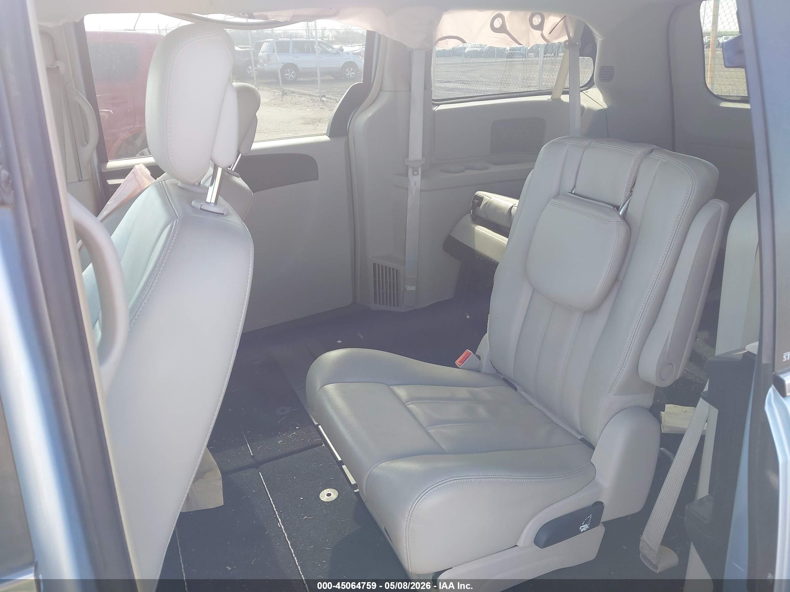 2013 Chrysler Town & Country Touring Blue vin: 2C4RC1BG3DR555180