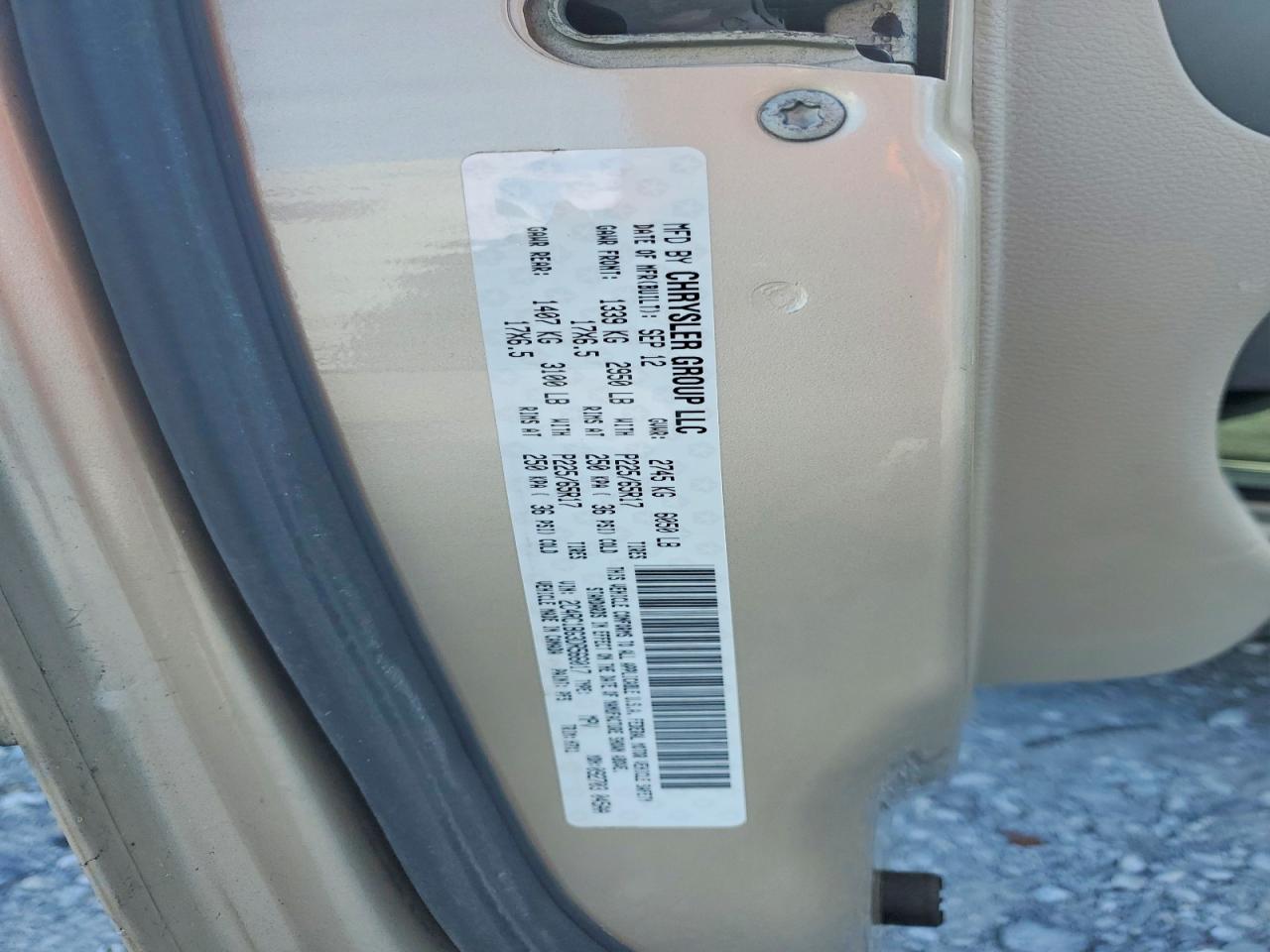 2013 Chrysler Town & Country Touring Золотой vin: 2C4RC1BG3DR566017