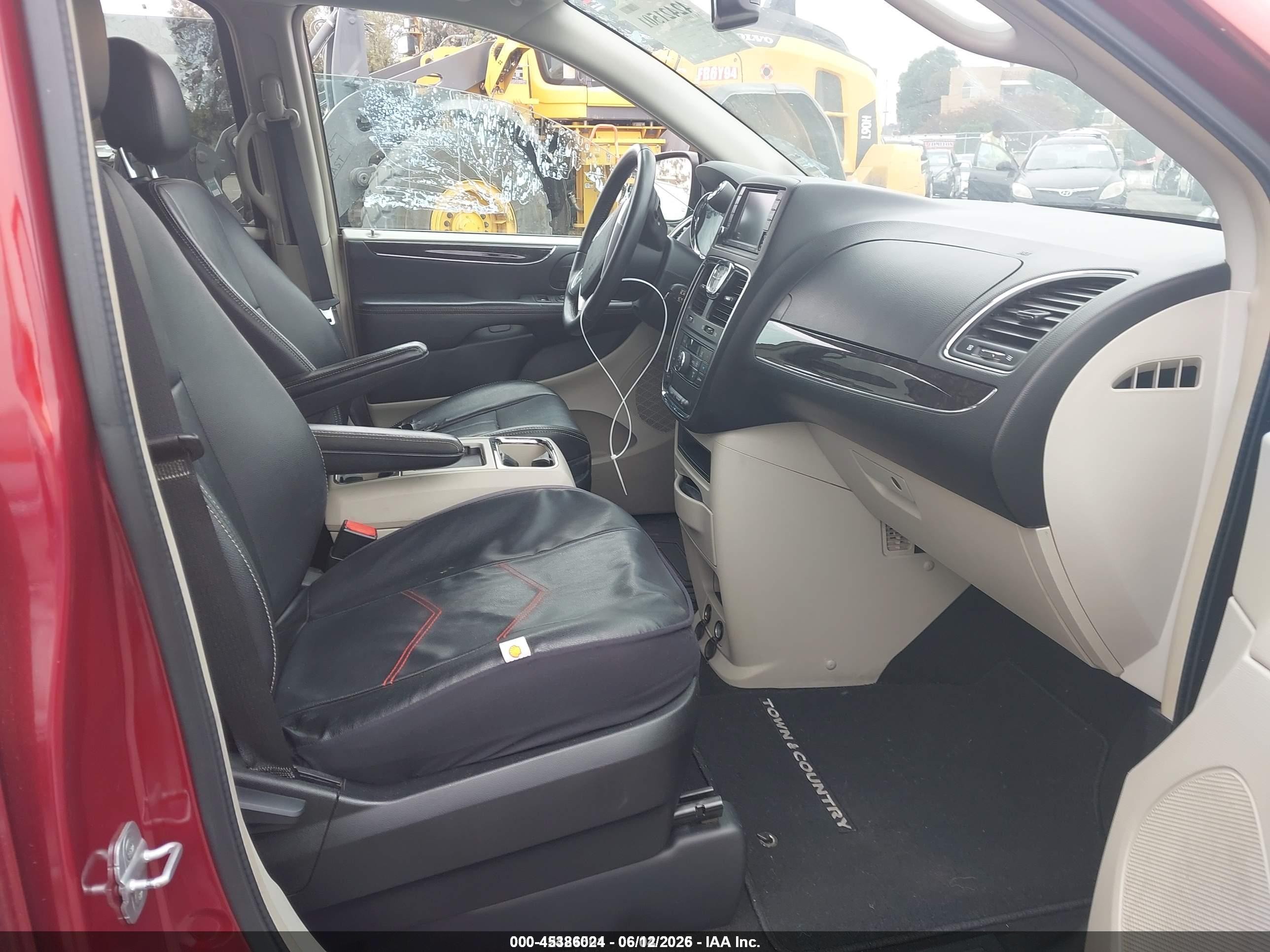 2013 Chrysler Town & Country Touring Красный vin: 2C4RC1BG3DR689722