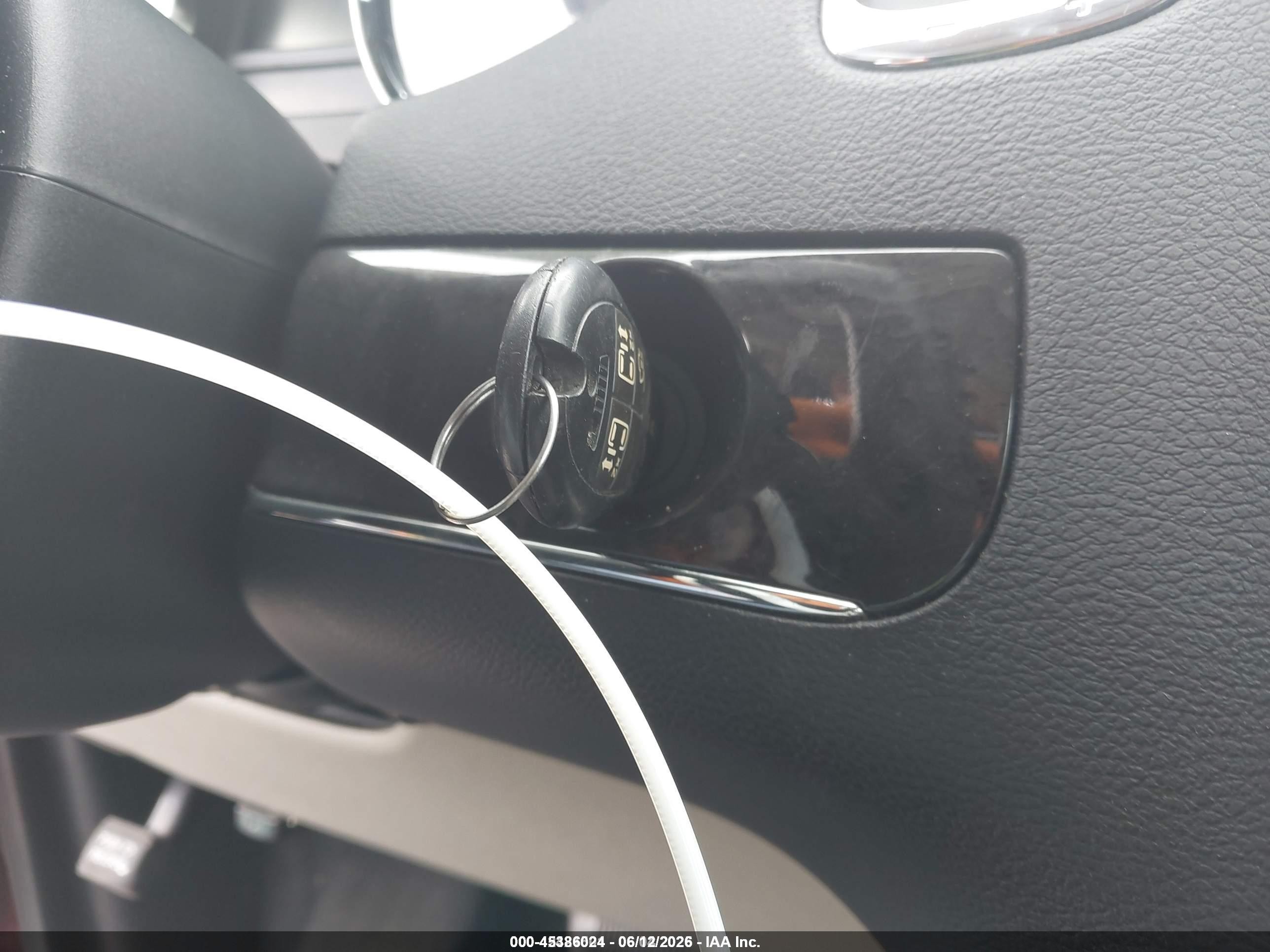 2013 Chrysler Town & Country Touring Красный vin: 2C4RC1BG3DR689722