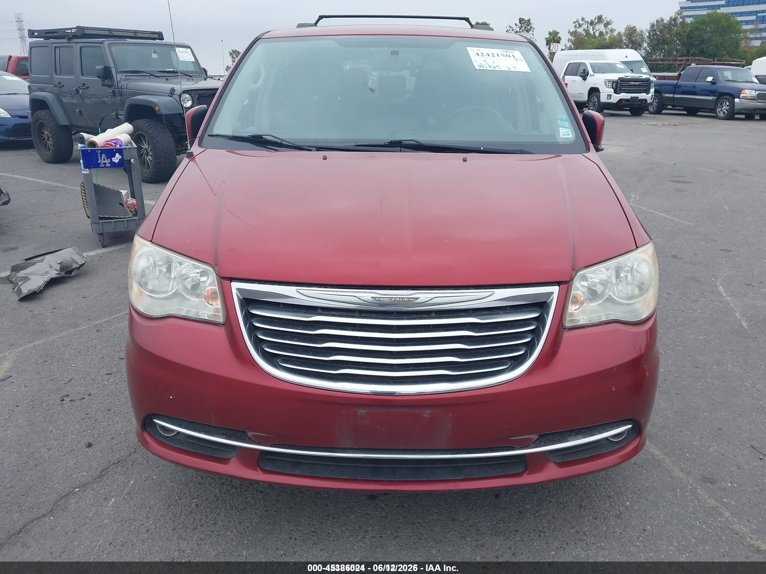 2013 Chrysler Town & Country Touring Красный vin: 2C4RC1BG3DR689722