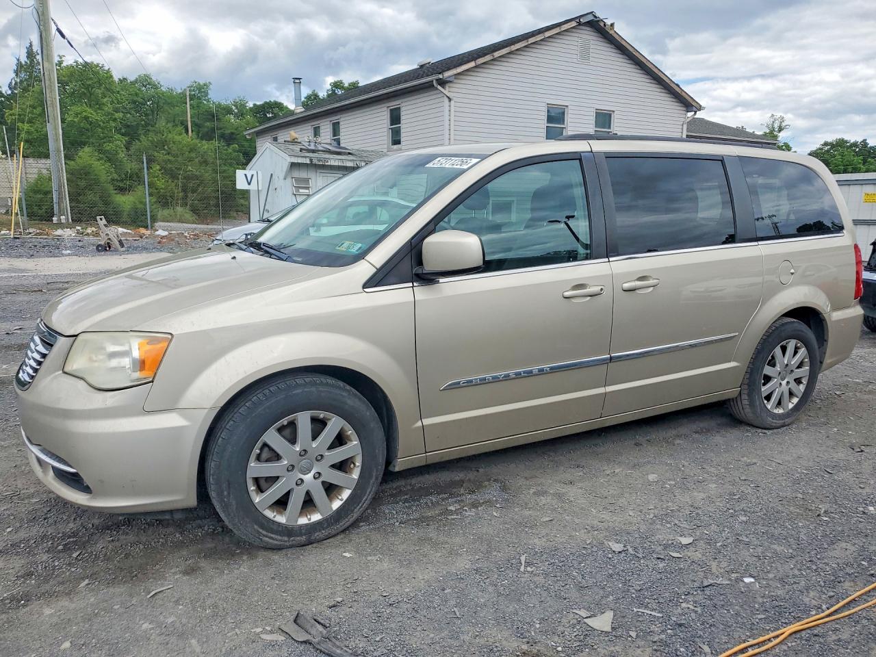 2013 Chrysler Town & Country Touring Beige vin: 2C4RC1BG3DR689946