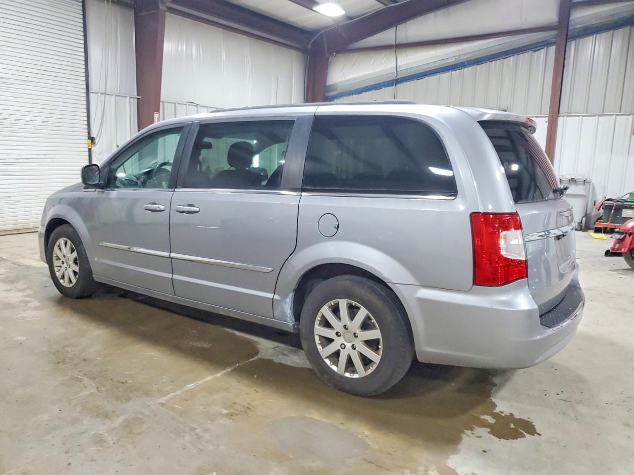 2013 Chrysler Town & Country Touring Silver vin: 2C4RC1BG3DR713968