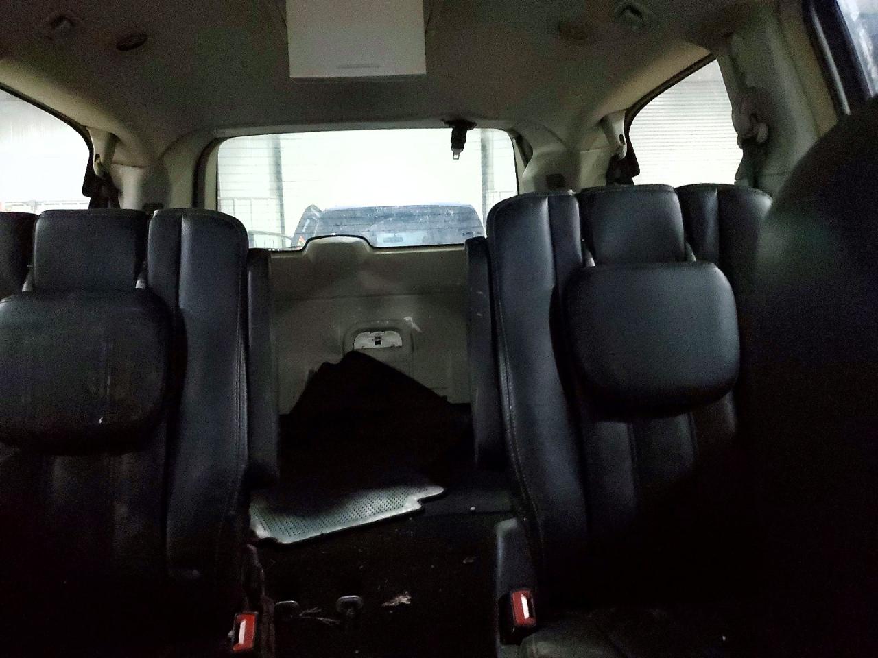2013 Chrysler Town & Country Touring Silver vin: 2C4RC1BG3DR713968