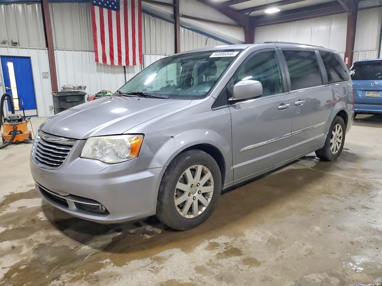 2013 Chrysler Town & Country Touring Silver vin: 2C4RC1BG3DR713968
