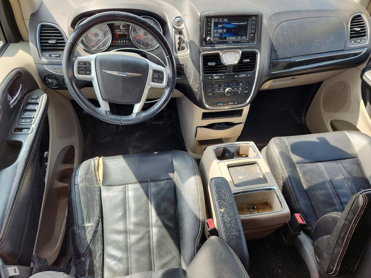 2013 Chrysler Town & Country Touring Серебряный vin: 2C4RC1BG3DR821667