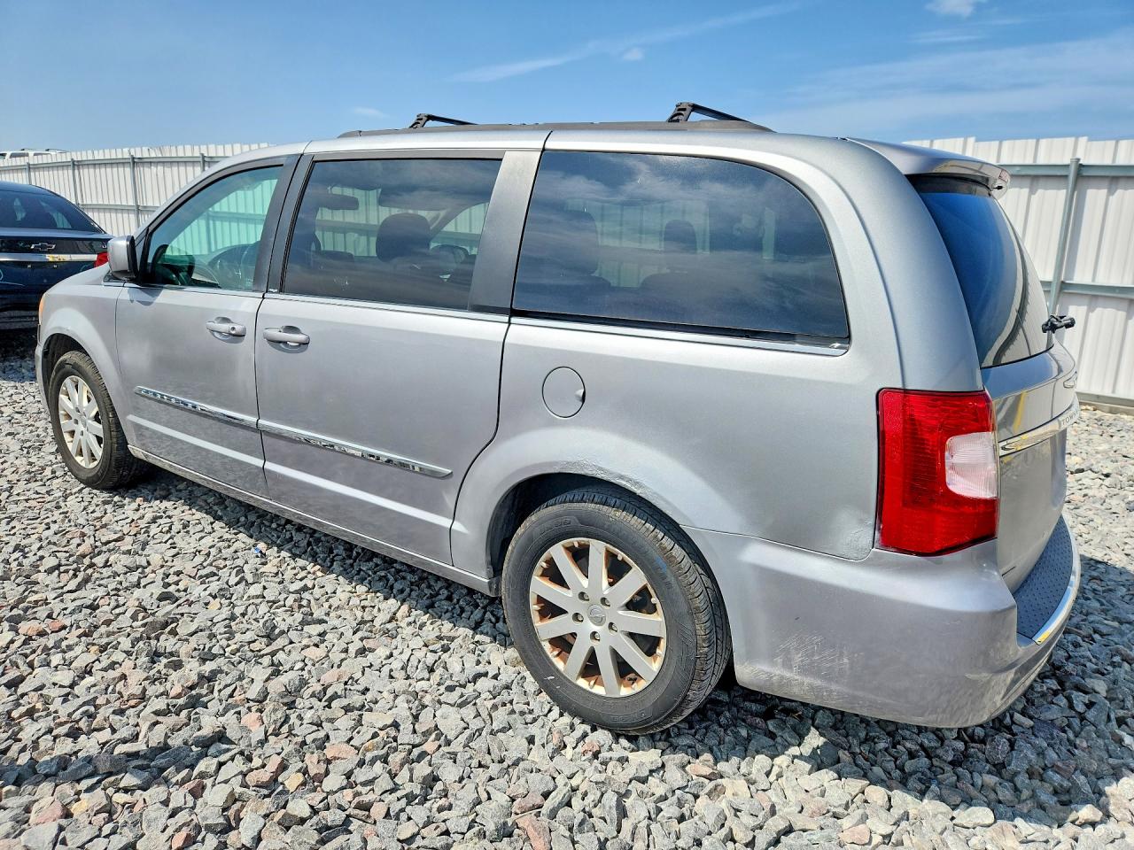 2013 Chrysler Town & Country Touring Серебряный vin: 2C4RC1BG3DR821667