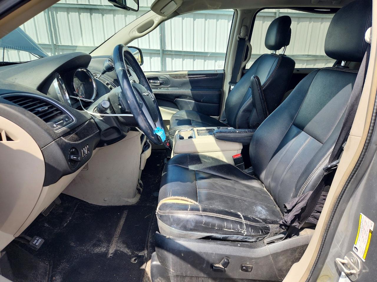 2013 Chrysler Town & Country Touring Серебряный vin: 2C4RC1BG3DR821667