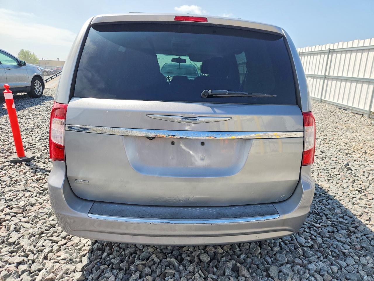 2013 Chrysler Town & Country Touring Серебряный vin: 2C4RC1BG3DR821667