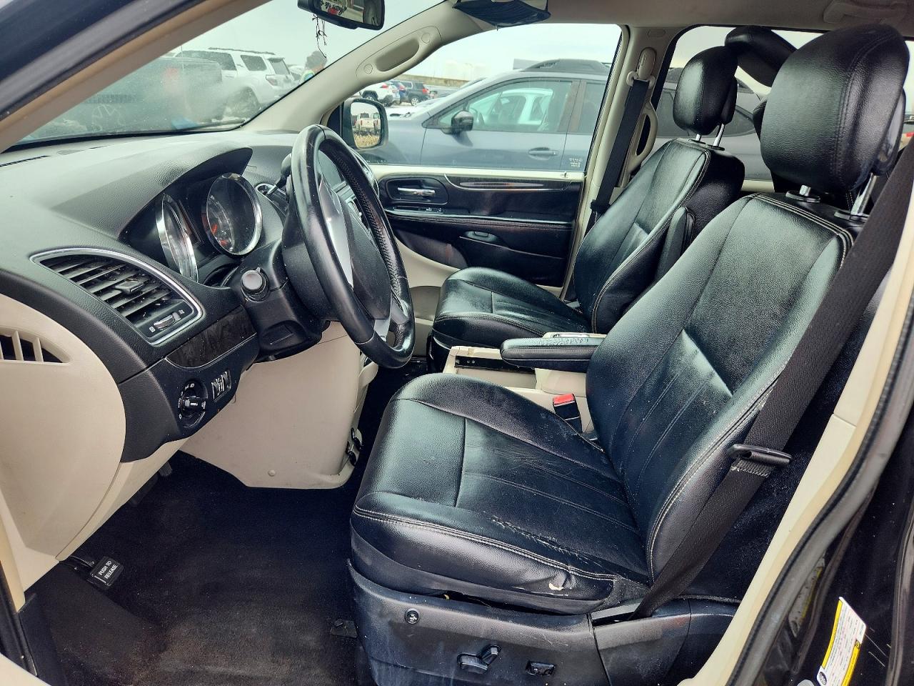 2014 Chrysler Town & Country Touring Черный vin: 2C4RC1BG3ER111556