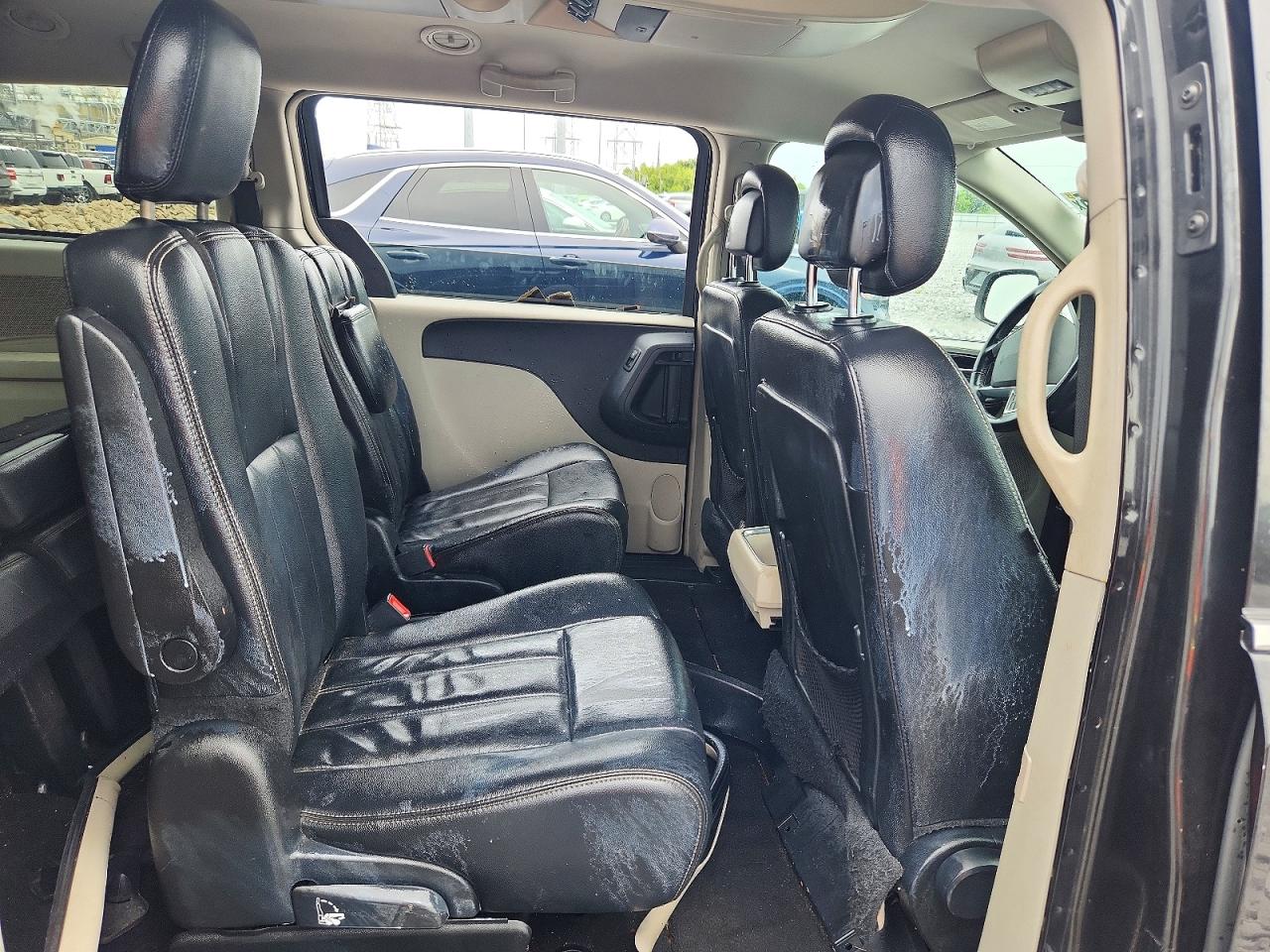 2014 Chrysler Town & Country Touring Черный vin: 2C4RC1BG3ER111556