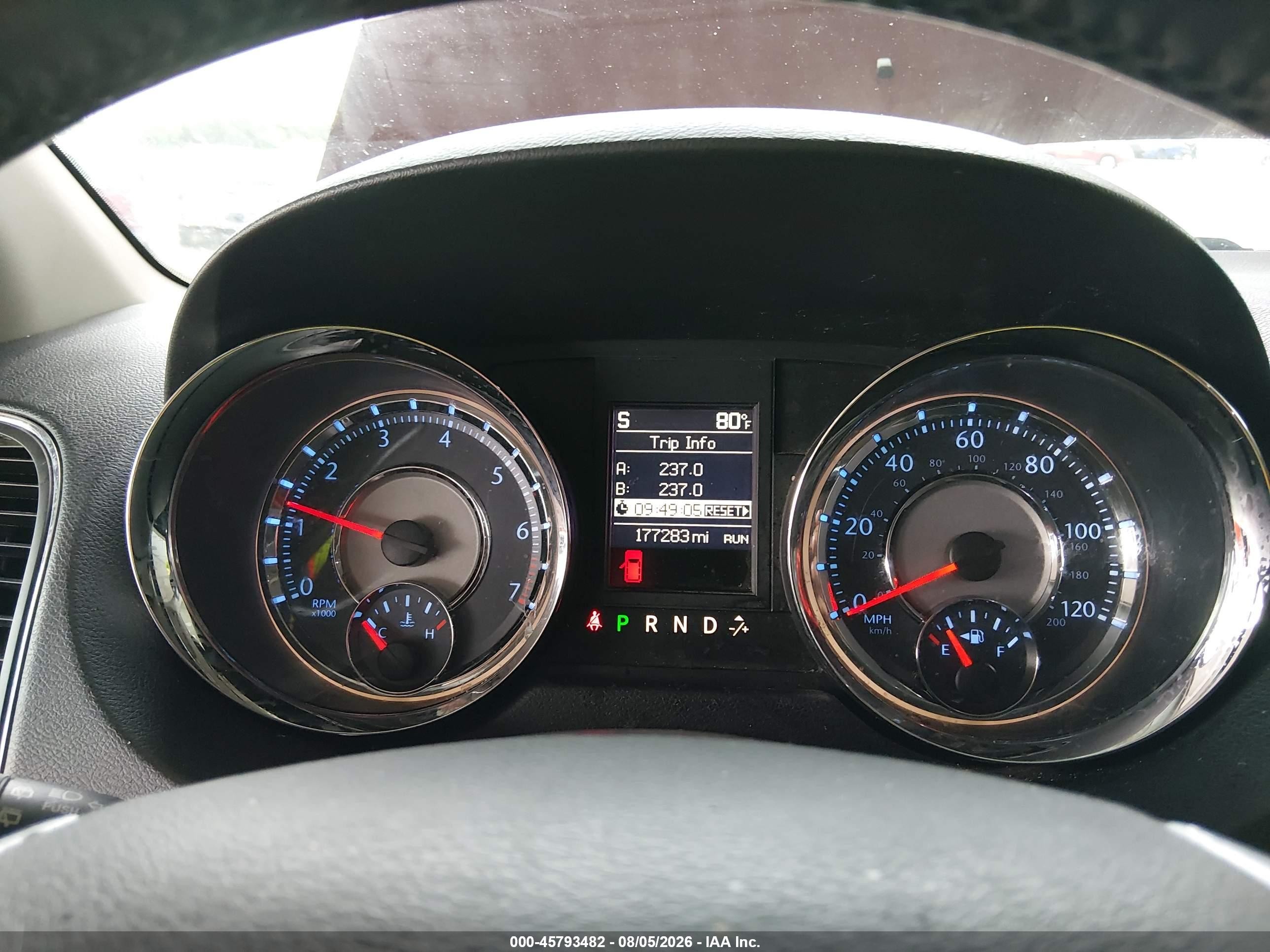 2014 Chrysler Town & Country Touring Burgundy vin: 2C4RC1BG3ER203640