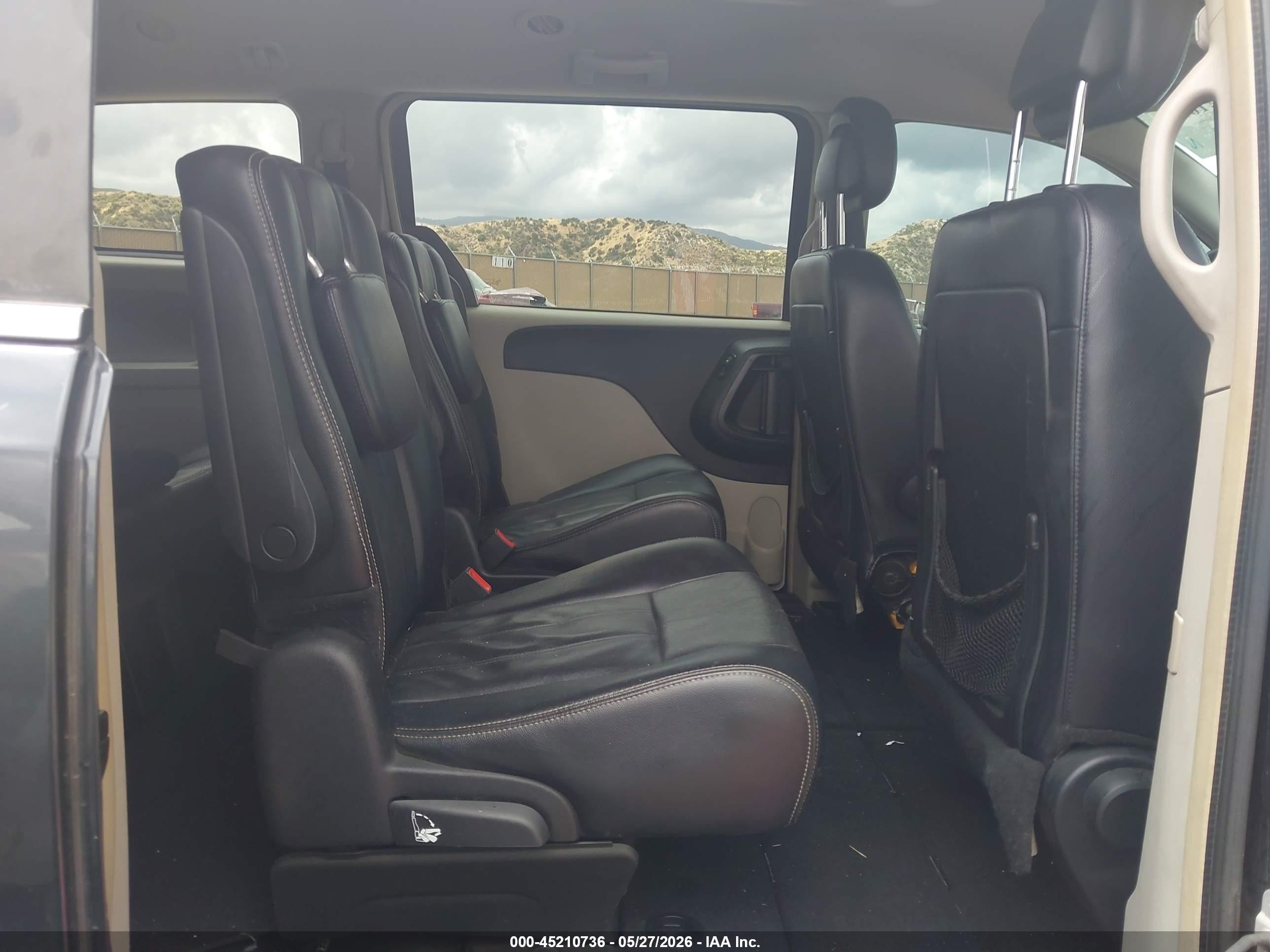 2014 Chrysler Town & Country Touring Gray vin: 2C4RC1BG3ER203654