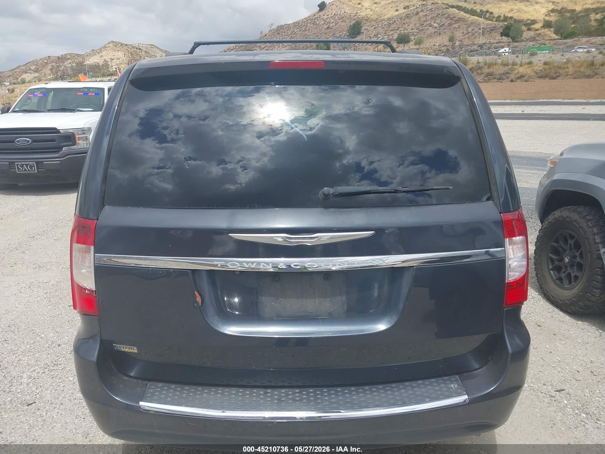 2014 Chrysler Town & Country Touring Gray vin: 2C4RC1BG3ER203654