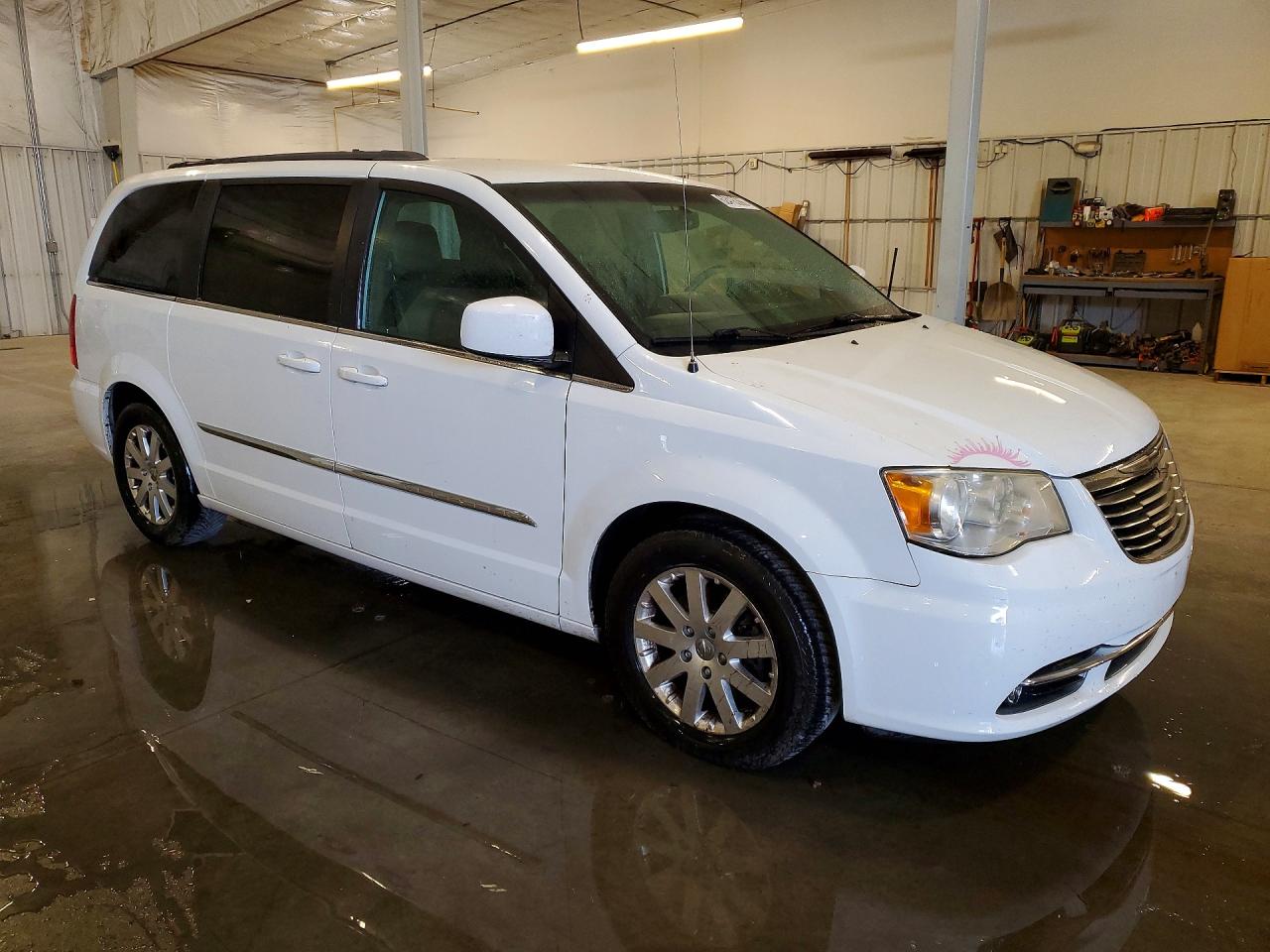 2014 Chrysler Town & Country Touring Белый vin: 2C4RC1BG3ER220812