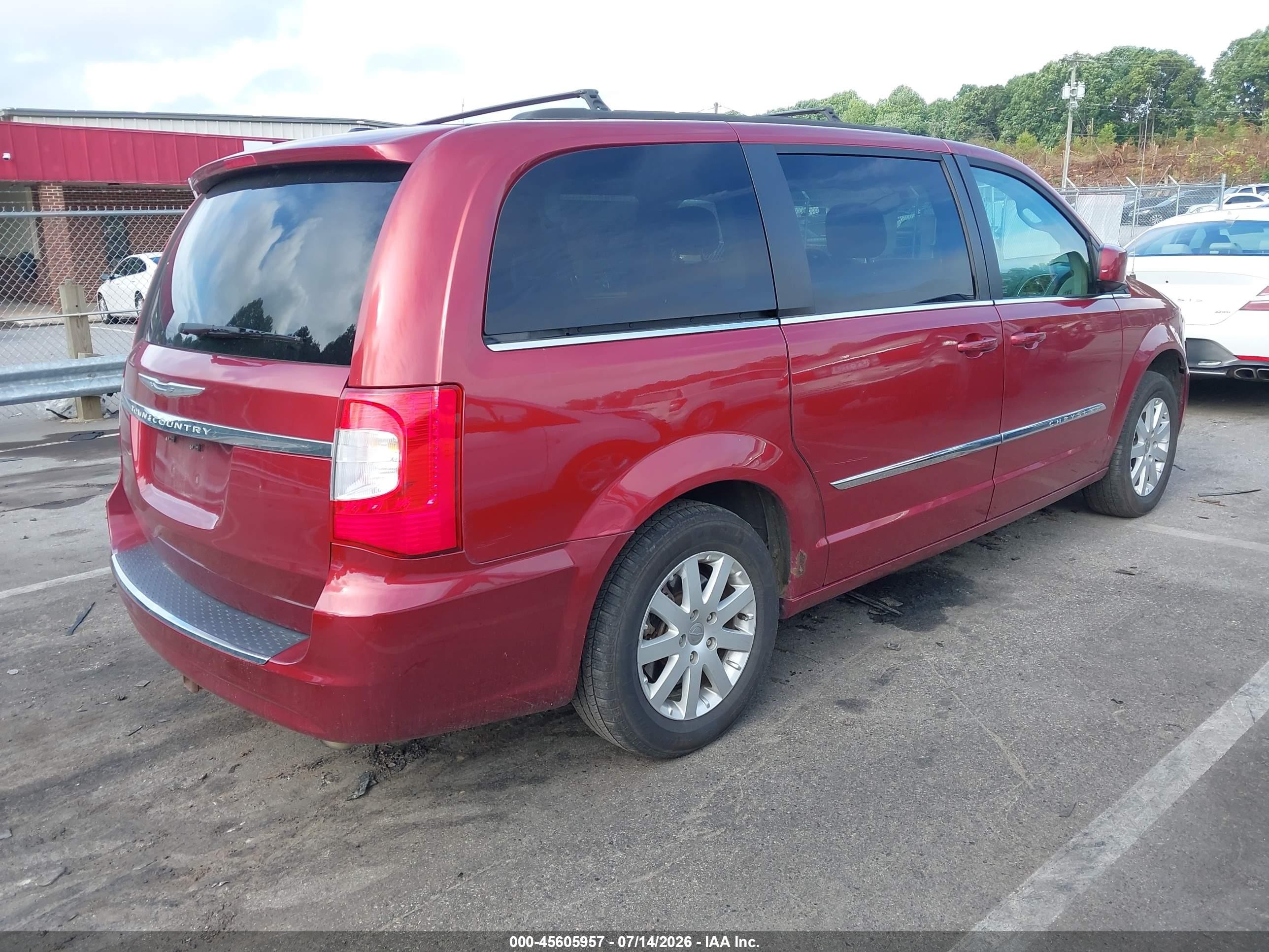 2014 Chrysler Town & Country Touring Burgundy vin: 2C4RC1BG3ER251607