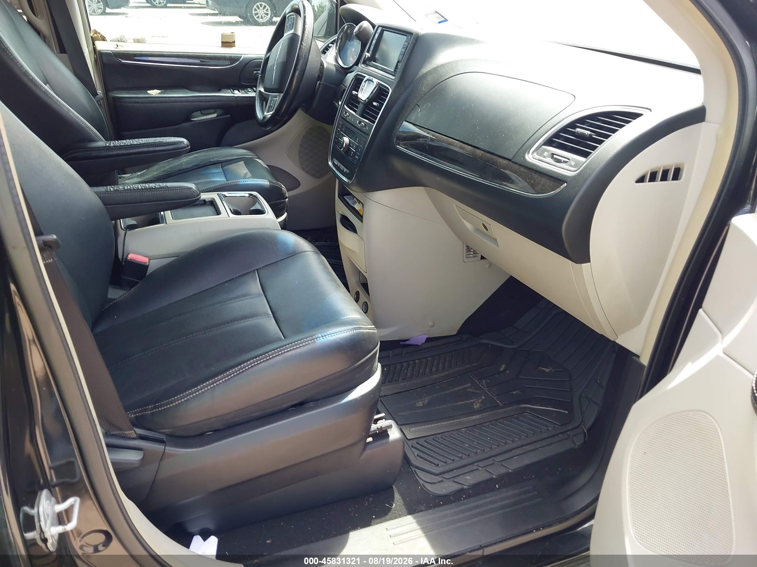 2014 Chrysler Town & Country Touring Black vin: 2C4RC1BG3ER271307