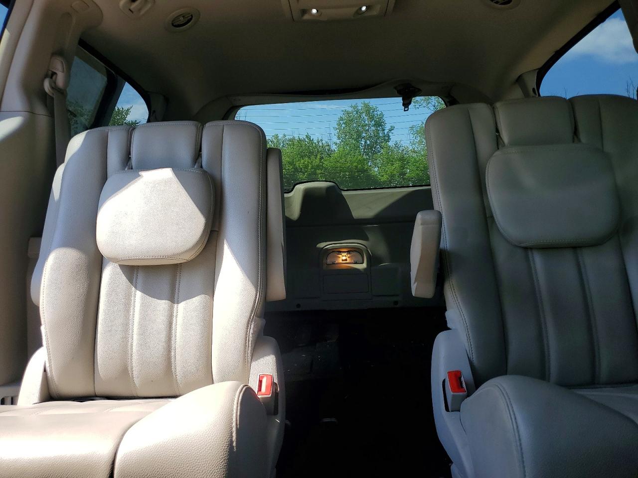 2014 Chrysler Town & Country Touring Gray vin: 2C4RC1BG3ER347169