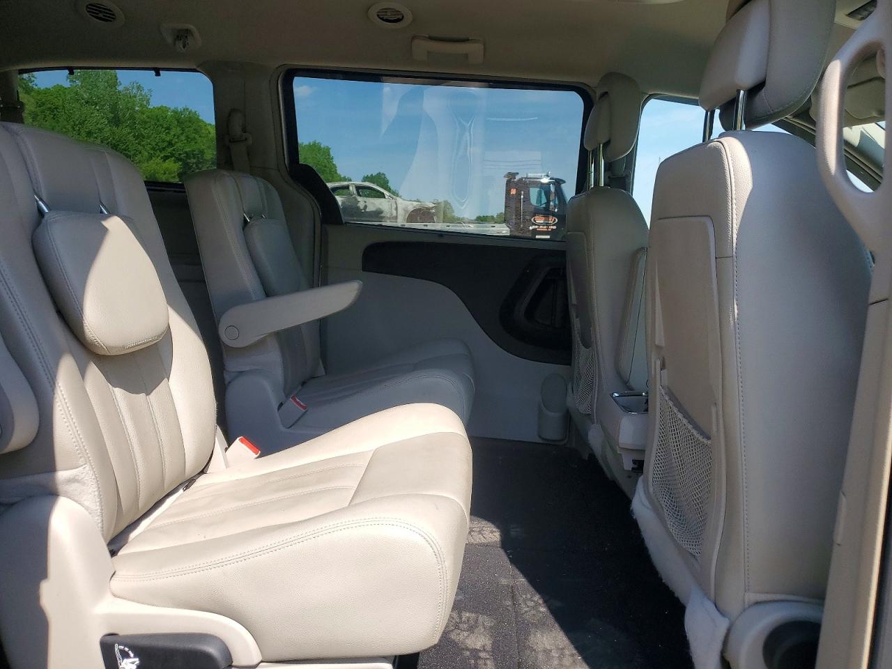 2014 Chrysler Town & Country Touring Gray vin: 2C4RC1BG3ER347169