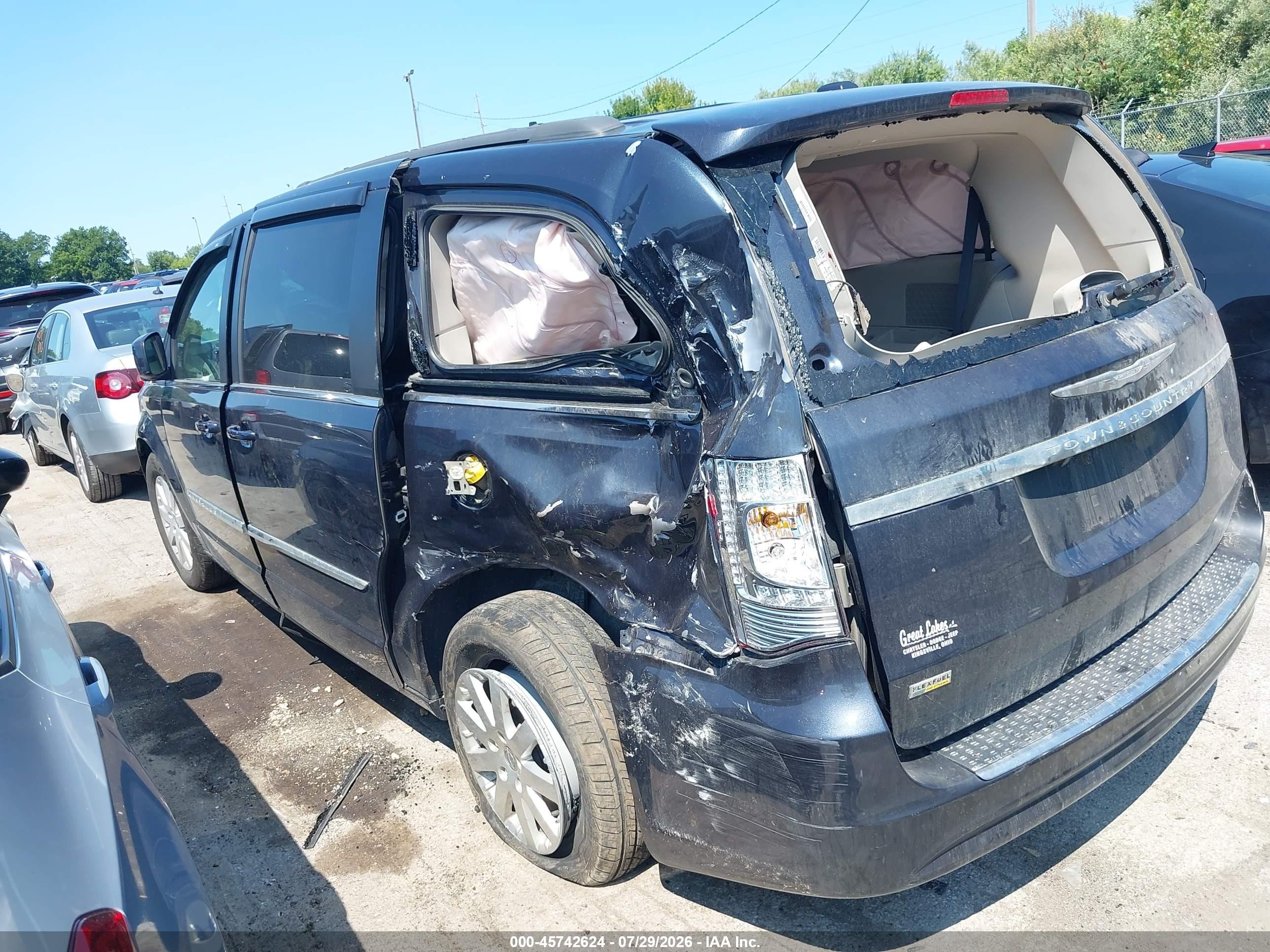 2014 Chrysler Town & Country Touring Blue vin: 2C4RC1BG3ER394802