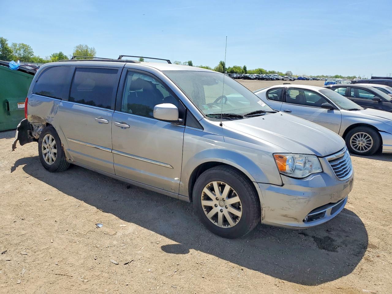 2014 Chrysler Town & Country Touring Silver vin: 2C4RC1BG3ER397666