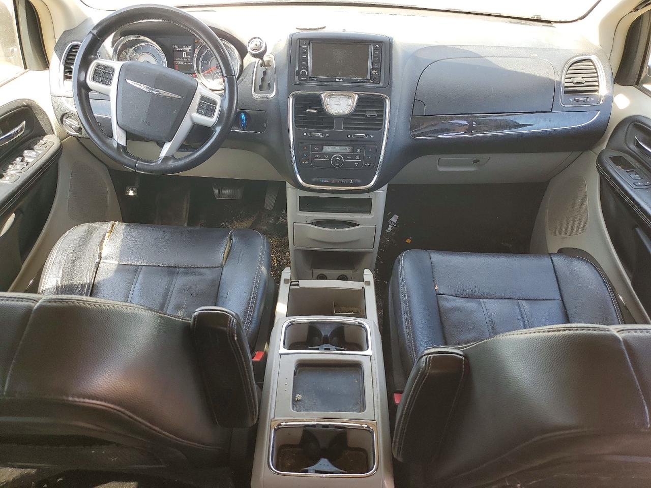 2014 Chrysler Town & Country Touring Silver vin: 2C4RC1BG3ER397666