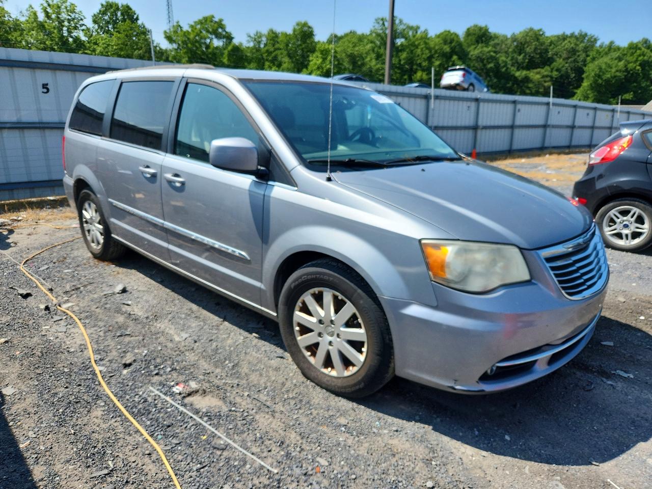 2014 Chrysler Town & Country Touring Gray vin: 2C4RC1BG3ER437258