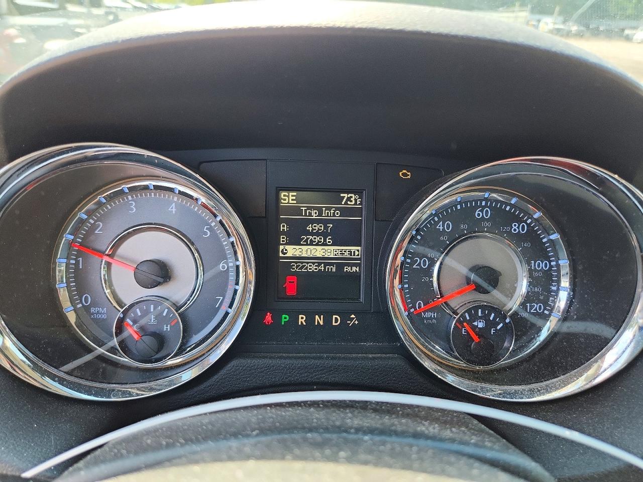 2014 Chrysler Town & Country Touring Silver vin: 2C4RC1BG3ER444534