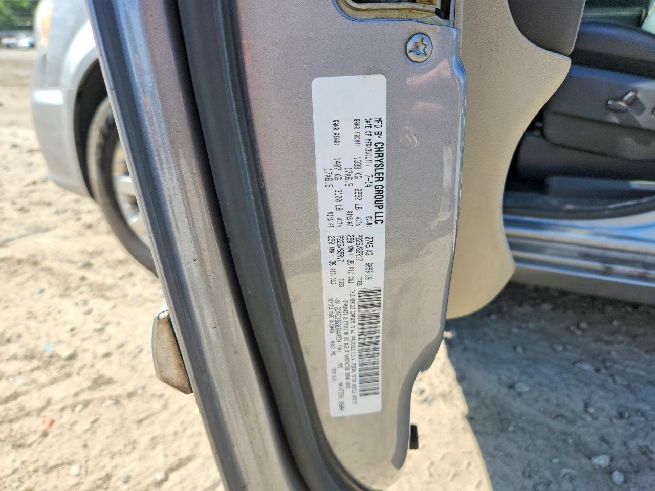 2014 Chrysler Town & Country Touring Silver vin: 2C4RC1BG3ER444534