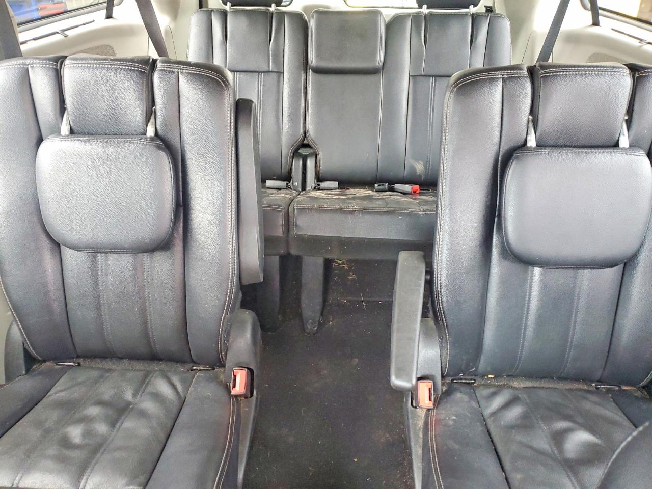 2015 Chrysler Town & Country Black vin: 2C4RC1BG3FR553836