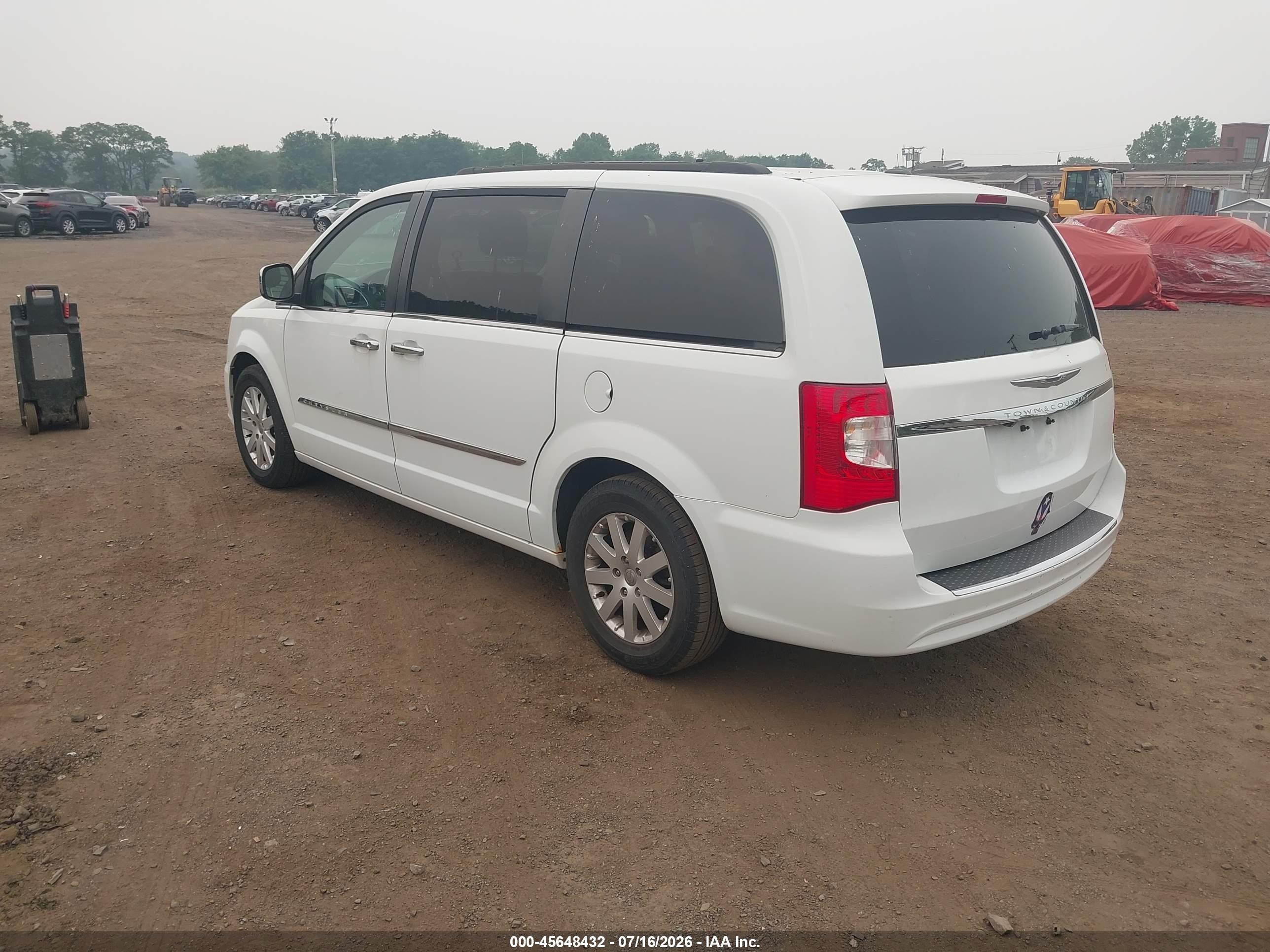 2015 Chrysler Town & Country Touring Белый vin: 2C4RC1BG3FR554436