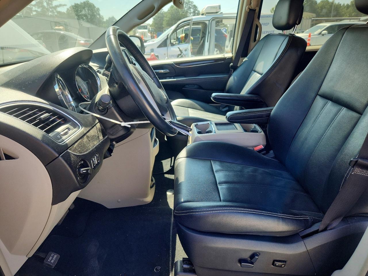 2015 Chrysler Town & Country Touring Серый vin: 2C4RC1BG3FR577036