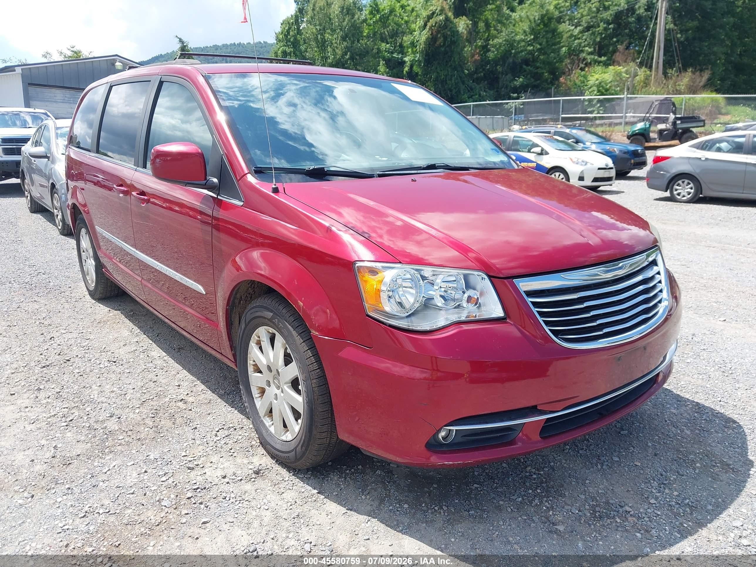 2015 Chrysler Town & Country Touring Красный vin: 2C4RC1BG3FR588280