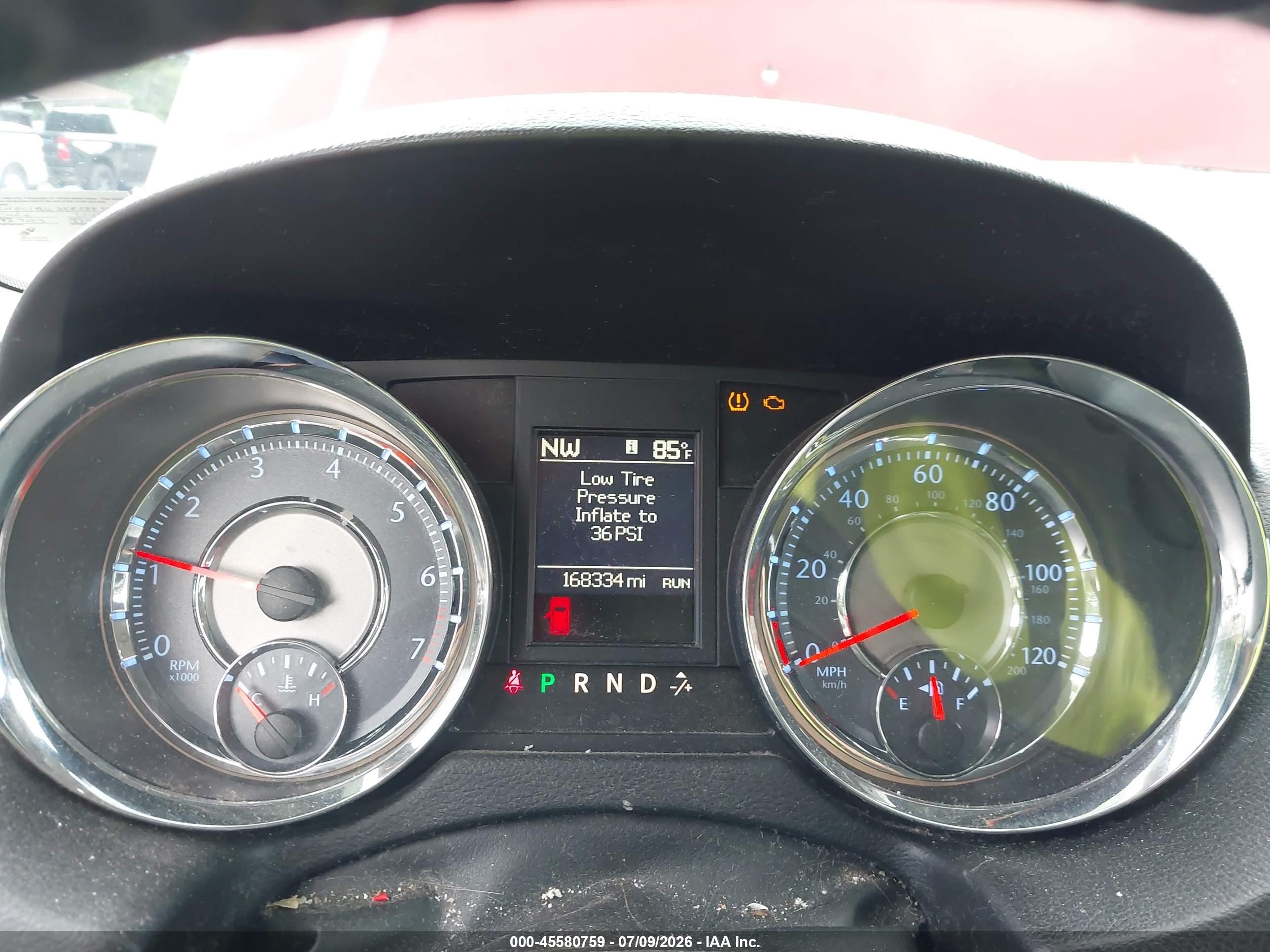 2015 Chrysler Town & Country Touring Красный vin: 2C4RC1BG3FR588280
