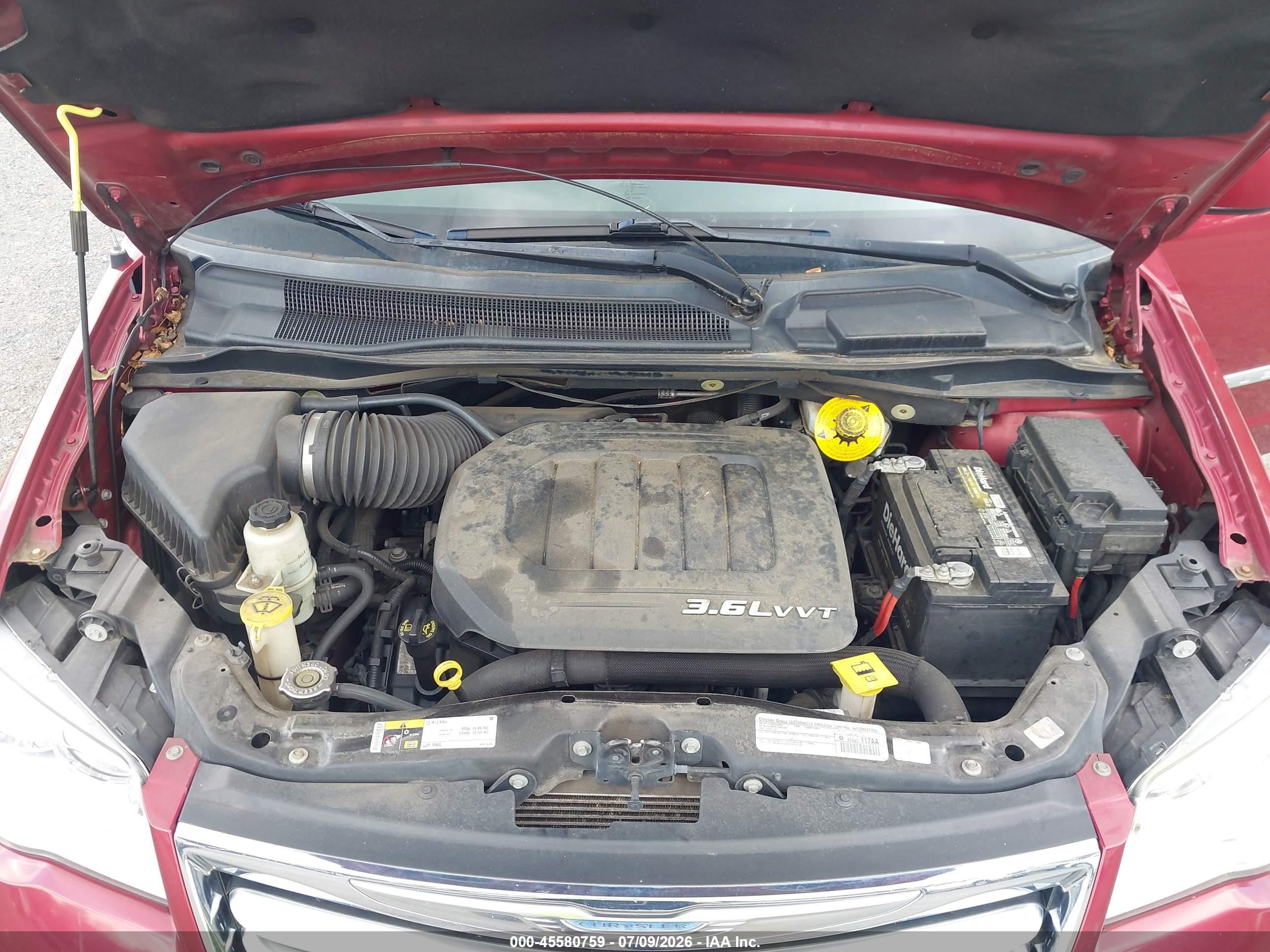 2015 Chrysler Town & Country Touring Красный vin: 2C4RC1BG3FR588280