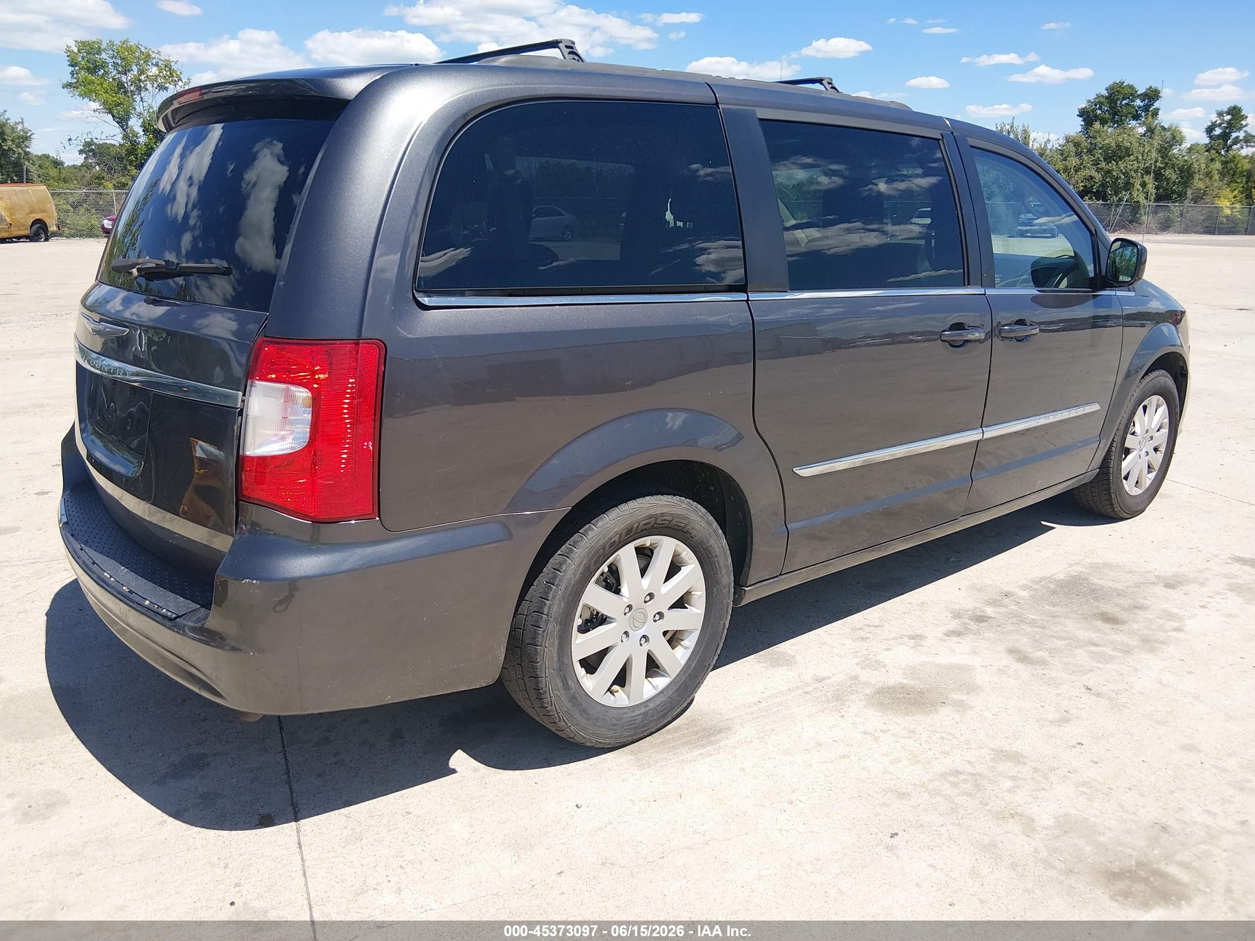 2015 Chrysler Town & Country Touring Purple vin: 2C4RC1BG3FR595116