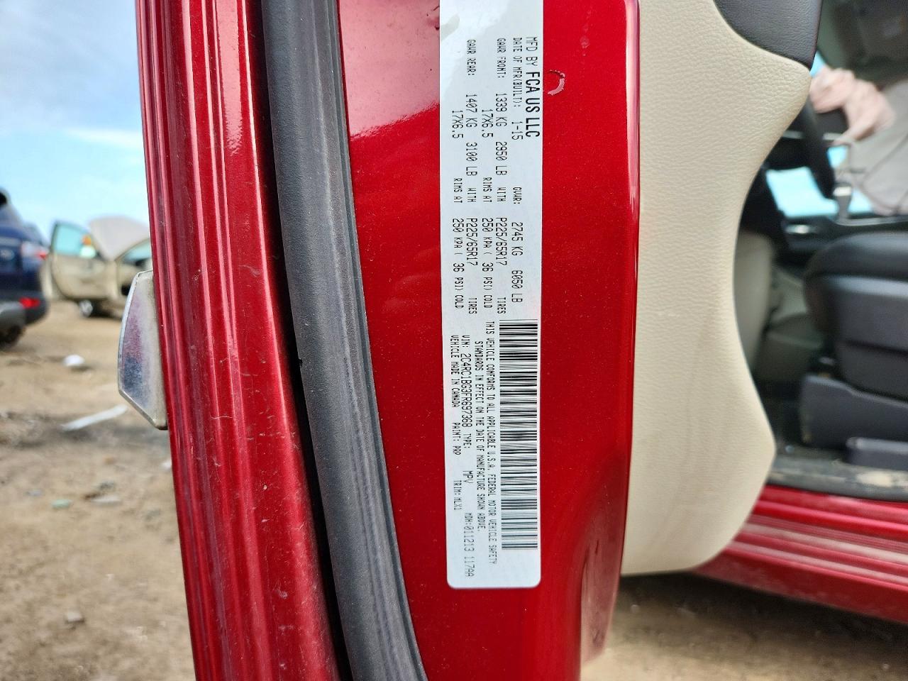 2015 Chrysler Town & Country Touring Red vin: 2C4RC1BG3FR697368