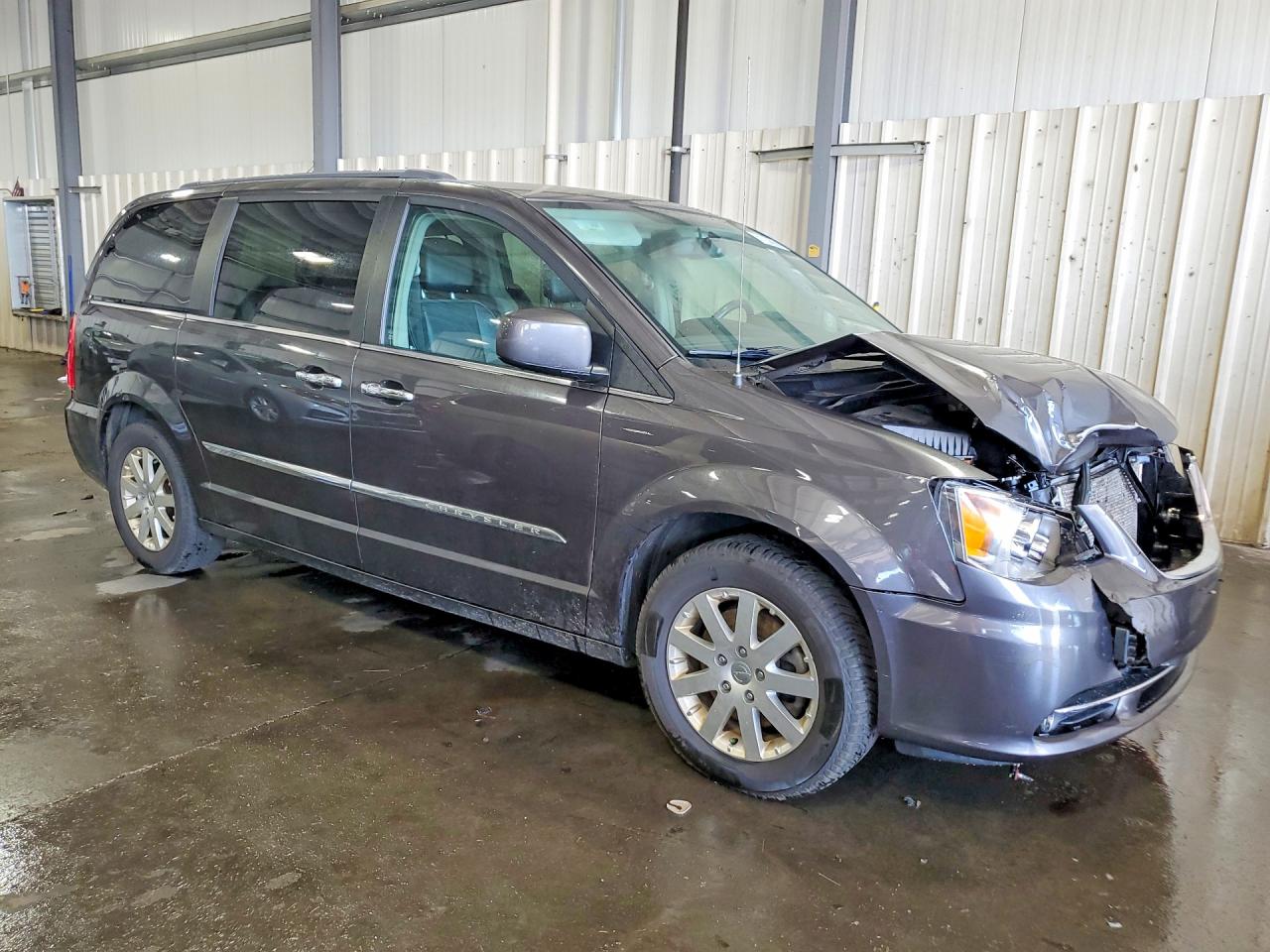 2015 Chrysler Town & Country Touring Charcoal vin: 2C4RC1BG3FR753356